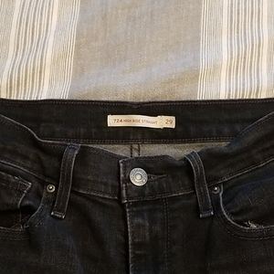 Levi's High Rise Straight